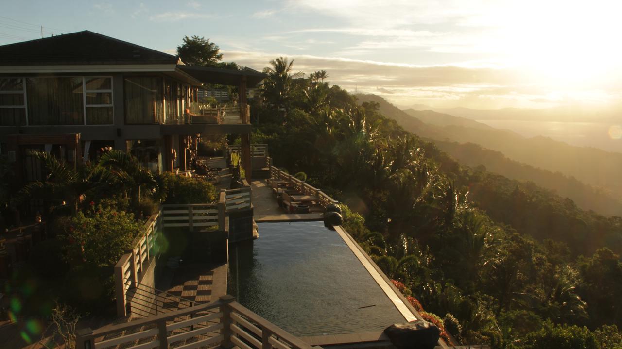 The Oriental Luxury Suites Alfonso Eksteriør bilde